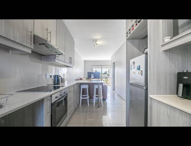 2 BEDROOM APARTMENT FOR SALE IN DURBANVILLE CENTRAL